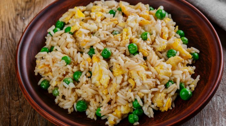 How to make egg fried rice