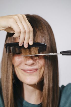 How to cut your own hair?